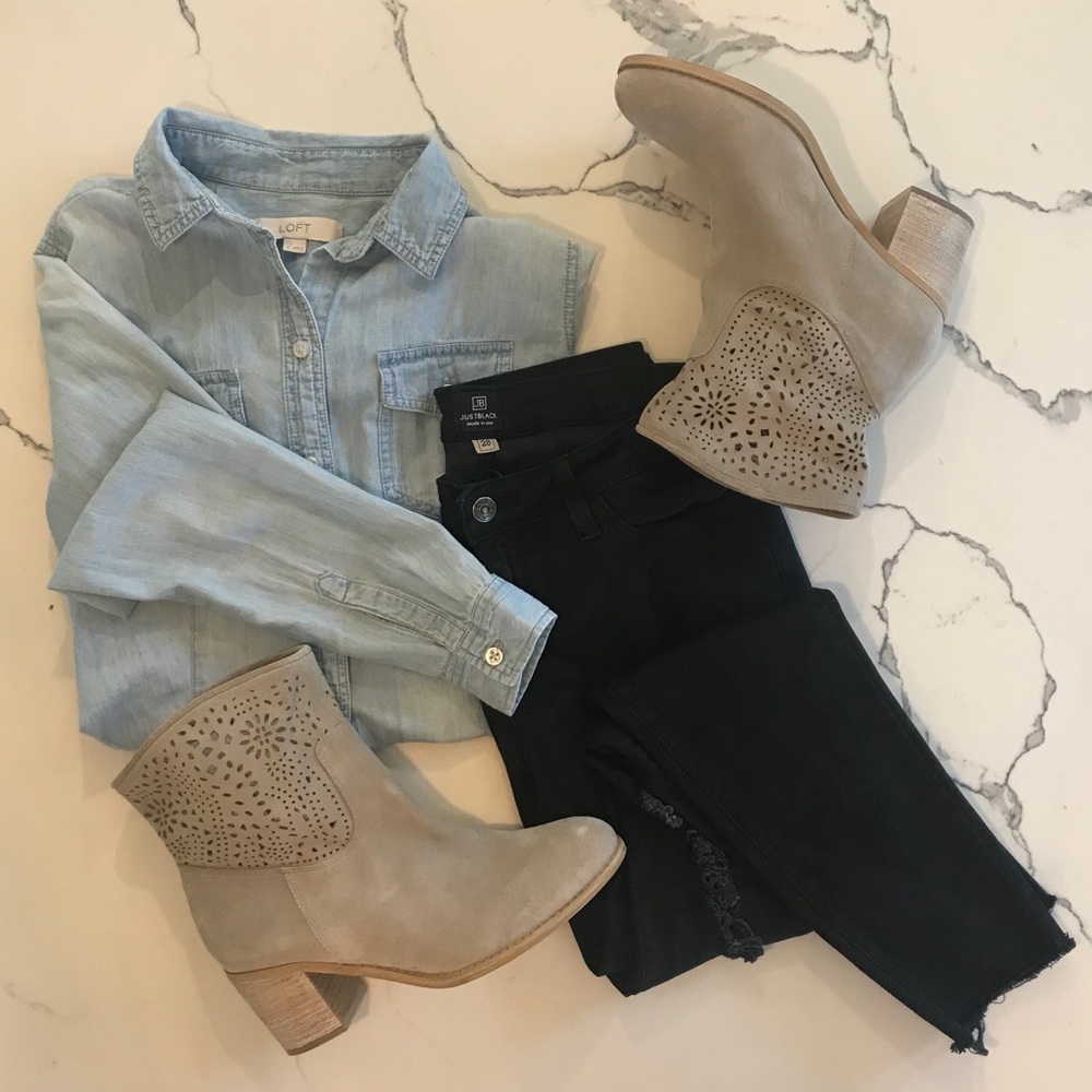 Crown Vintage Booties *BRAND NEW*